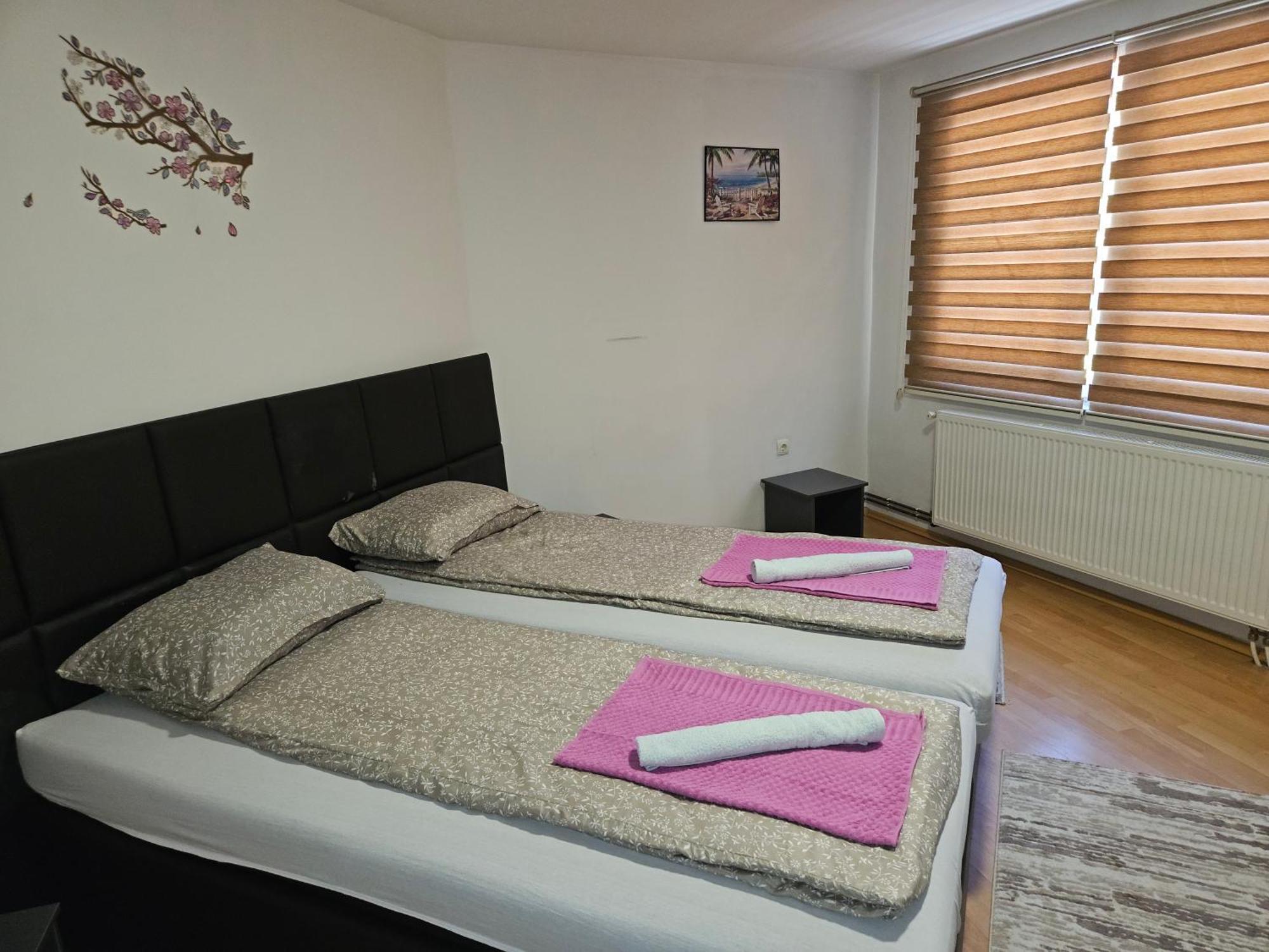 Apartments Arna Visoko Exterior foto